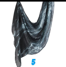 Load image into Gallery viewer, Water color cotton/modal hijab